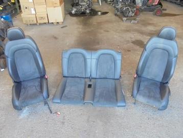 Bekleding Set (compleet) van een Audi TTS beschikbaar voor biedingen
