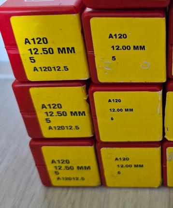 30 stuks Dormer HSS spiraalboren/boren A120, 12 en 12.5mm beschikbaar voor biedingen