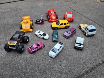 hotwheels en merkloze speelgoed autootjes  beschikbaar voor biedingen