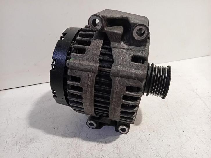 Dynamo Mercedes-Benz E-Klasse, Auto-onderdelen, Motor en Toebehoren, Mercedes-Benz, Gebruikt, Herkomst onderdeel bekend, 12 maanden garantie