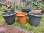 Verschillende bloempotten, Ophalen