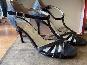 Tangoschoenen, maat 39, zwart, DARCOS, hakhoogte 9 cm beschikbaar voor biedingen