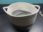 Mand, opbergmand, Ophalen of Verzenden, Zo goed als nieuw, Rond, Riet