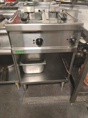 Frituur op krachtstroom - 1 pan lek beschikbaar voor biedingen