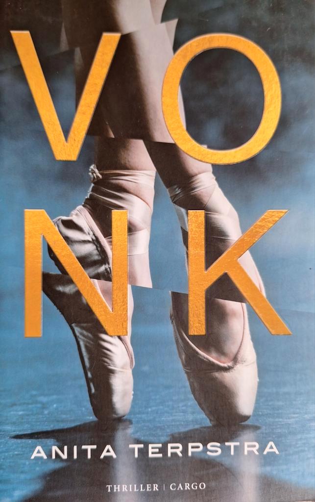 Anita Terpstra - Vonk, Boeken, Thrillers, Zo goed als nieuw, Ophalen of Verzenden