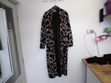 Lang vest Magna taupe/zwart/wit maat 56/58 (54/56?) beschikbaar voor biedingen