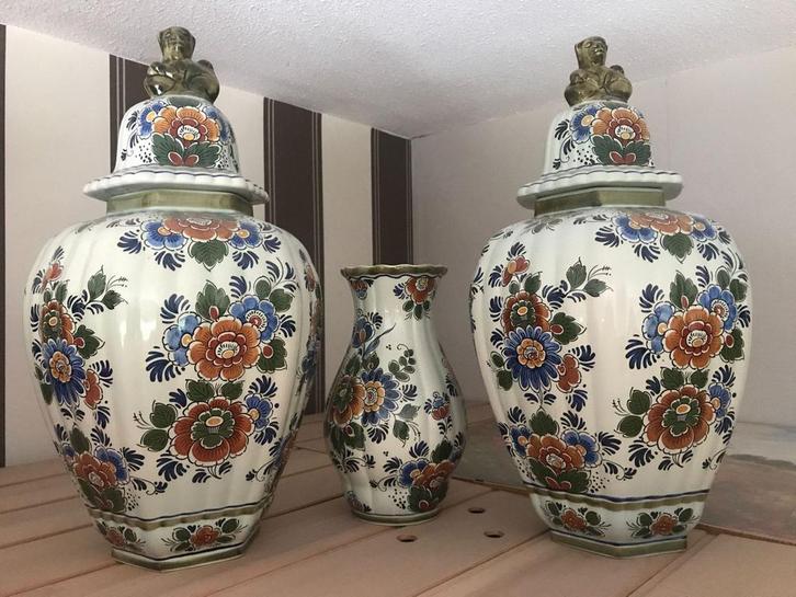 Delfts Polychroom Kaststel - Handwerk, Huis en Inrichting, Woonaccessoires | Vazen, Zo goed als nieuw, Overige kleuren, Aardewerk of Porselein