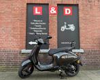 Te Koop Vespa Sprint ( blauw kenteken ), Fietsen en Brommers, Brommeronderdelen | Scooters, Ophalen, Zo goed als nieuw, Overige typen