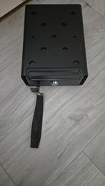 Kluisje, Caravans en Kamperen, Caravan accessoires, Ophalen, Zo goed als nieuw