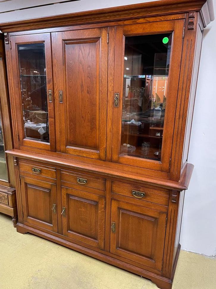 Mooie eikenhouten buffetkast, Huis en Inrichting, Kasten | Buffetkasten, Zo goed als nieuw, 200 cm of meer, 25 tot 50 cm, Ophalen