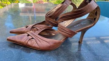 Bruine High heels mt 41 8cm hak beschikbaar voor biedingen