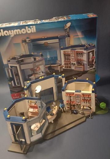 Playmobil 4264 Groot Politie Bureau  beschikbaar voor biedingen