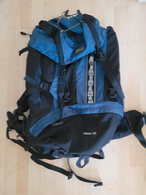 Backpack 55 liter - paar keer gebruikt, Sieraden, Tassen en Uiterlijk, Tassen | Reistassen en Weekendtassen, Zo goed als nieuw