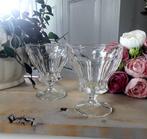 Vintage ijscoupes, dessertglas, cocktailglas, glazen (2x), Huis en Inrichting, Keuken | Servies, Glas of Glazen, Gebruikt, Ophalen of Verzenden