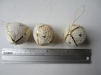vintage kerstballen 3 papieren honey comb kersthangers, Ophalen of Verzenden, Gebruikt