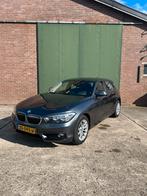 BMW 1-Serie 116i 2016 Sport /NAVI/PARKEERSENSOR/STOELVERW, 1-Serie, 65 €/maand, Achterwielaandrijving, 1280 kg