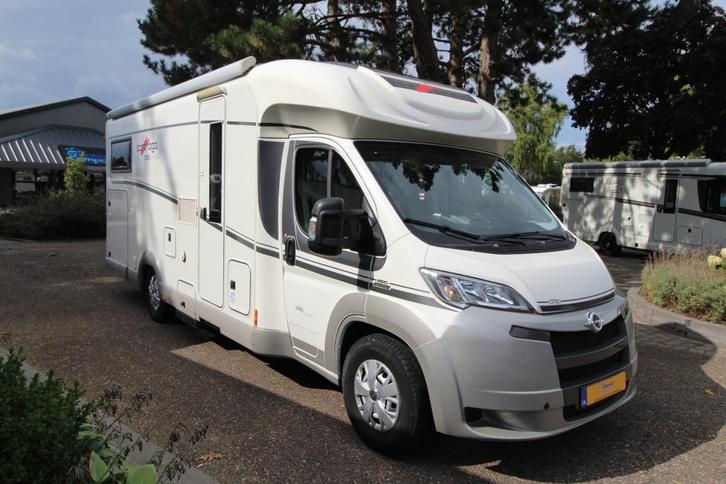 Carthago Chic C-line T 4.8 (bj 2017), Caravans en Kamperen, Campers, Bedrijf, tot en met 3, Half-integraal, Carthago, Diesel, 7 tot 8 meter