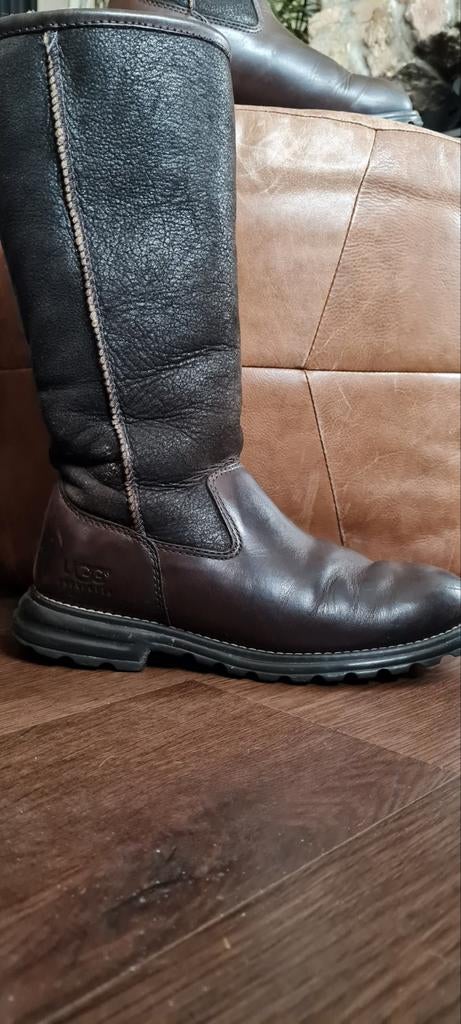 UGG Brooks Shearling Laarzen Maat 38, Hoge laarzen, UGG, Bruin, Ophalen of Verzenden