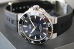 Oris Aquis Date (Bijna Nieuw), Sieraden, Tassen en Uiterlijk, Horloges | Heren, Overige merken, Staal, Polshorloge, Kunststof
