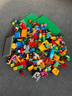 Grote bak met diverse Duplo stenen incl twee grondplaten, Ophalen, Gebruikt, Losse stenen, Duplo