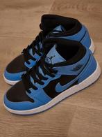 Jordan air 1 mid "University Blue", Nike Air Jordan, Blauw, Nieuw, Ophalen of Verzenden