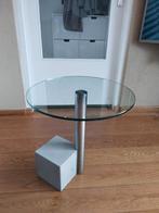 Moderne Design Bijzettafel met Glas en Metaal, Huis en Inrichting, Tafels | Salontafels, Minder dan 50 cm, Gebruikt, Rond, Minder dan 50 cm