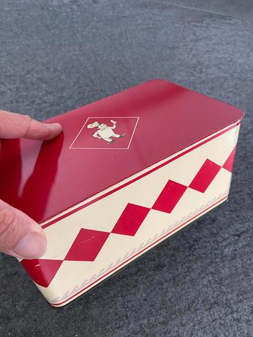 Oude trommel van Bolletje koekblik rechthoekig rood wit beschikbaar voor biedingen