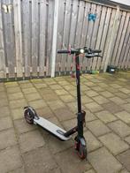 Sunnigoo E step, Fietsen en Brommers, Steps, Ophalen of Verzenden, Zo goed als nieuw, Elektrische step (E-scooter)