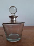 Kleine karaf glas met zilverkleurige bovenkant, Ophalen of Verzenden, Zo goed als nieuw