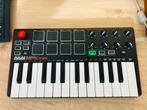 Akai mpk mini v3, Muziek en Instrumenten, Midi-apparatuur, Ophalen of Verzenden, Zo goed als nieuw