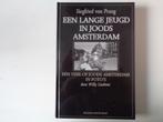10686-10-2: Een lange jeugd in Jood Amsterdam ., Ophalen of Verzenden, Zo goed als nieuw