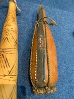 Masai spullen. Bruidsjurk pijlenkoker en waterkruiken, Antiek en Kunst, Ophalen
