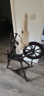 Antiek Spinnewiel, Hobby en Vrije tijd, Spinnewielen en Spinnen, Ophalen, Gebruikt, Spinnewiel