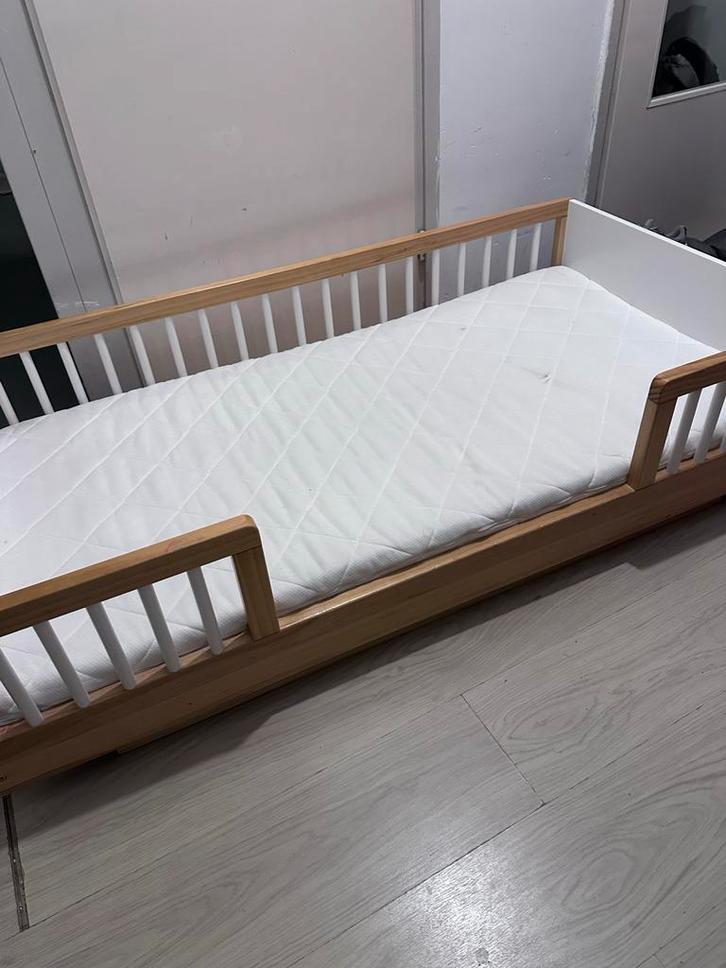 Petit amelie peuterbed, Kinderen en Baby's, Kinderkamer | Bedden, Gebruikt, 140 tot 160 cm, 70 tot 85 cm, Ophalen