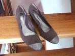 Jacobelli nagenoeg nieuwe bruin leer/suede pumps 39 1/2, Kleding | Dames, Schoenen, Jacobelli, Bruin, Ophalen of Verzenden, Zo goed als nieuw
