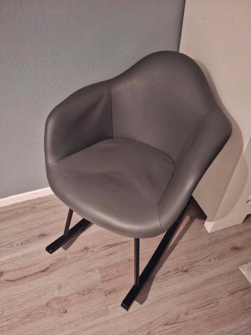 Schommelstoel, Huis en Inrichting, Stoelen, Zo goed als nieuw, Eén, Grijs, Ophalen