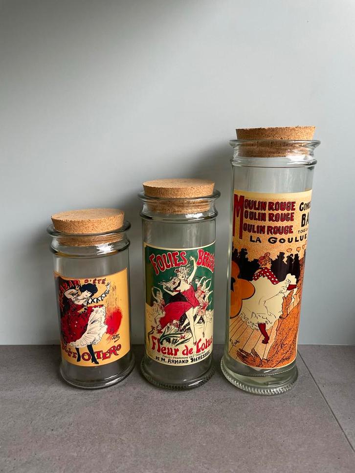 Vintage voorraad  France Folies Bergère Glazen potten, Huis en Inrichting, Keuken | Servies, Gebruikt, Overige stijlen, Glas, Ophalen of Verzenden