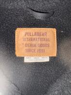 Jas met (nep)bont - Pull&Bear, Kleding | Heren, Ophalen of Verzenden, Zo goed als nieuw, Maat 46 (S) of kleiner, Zwart