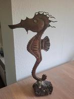 Vintage; zeepaardje op steen; 31.5 cm hoog en 19 cm b, Antiek en Kunst, Ophalen of Verzenden
