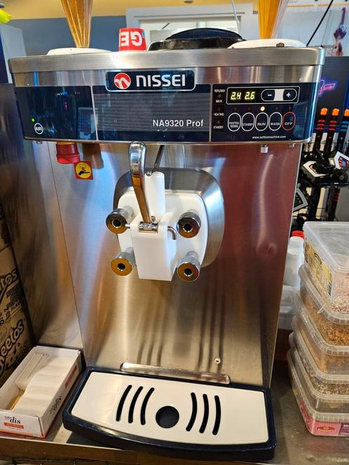 Nissei NA9320 Prof luchtgekoeld softijs machine, Witgoed en Apparatuur, IJsmachines, Gebruikt, Ophalen