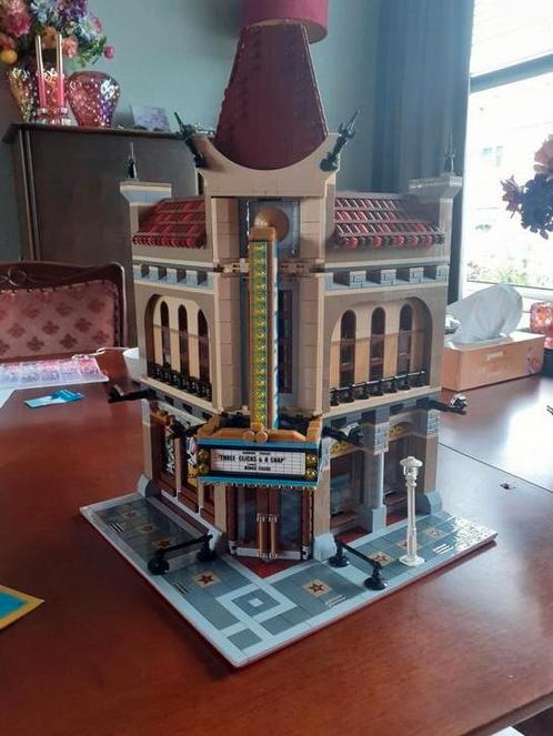Lego palace cinema 10232 op boeknummer gesorteerd, Kinderen en Baby's, Speelgoed | Duplo en Lego, Zo goed als nieuw, Ophalen of Verzenden