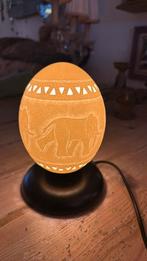 Prachtig lampje van een struisvogel ei, Ophalen of Verzenden