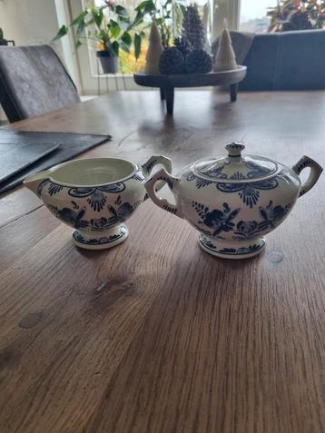 Delfts Blauw Suikerpot & Melkkannetje beschikbaar voor biedingen