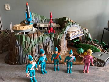 Thunderbirds Tracy Island vintage beschikbaar voor biedingen