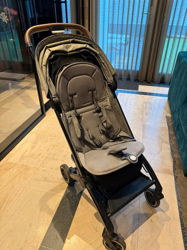 Joolz Aer+ Buggy – Delightful Grey – Met voetensteun – €175, Kinderen en Baby's, Buggy's, Zo goed als nieuw, Verstelbare rugleuning