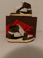 Travis Scott x Air Jordan 1 Retro High, Kleding | Heren, Schoenen, Ophalen of Verzenden, Zo goed als nieuw, Bruin, Sneakers of Gympen