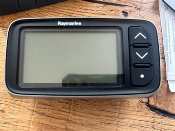 Raymarine E70064 I40 diepte instrument nieuw beschikbaar voor biedingen
