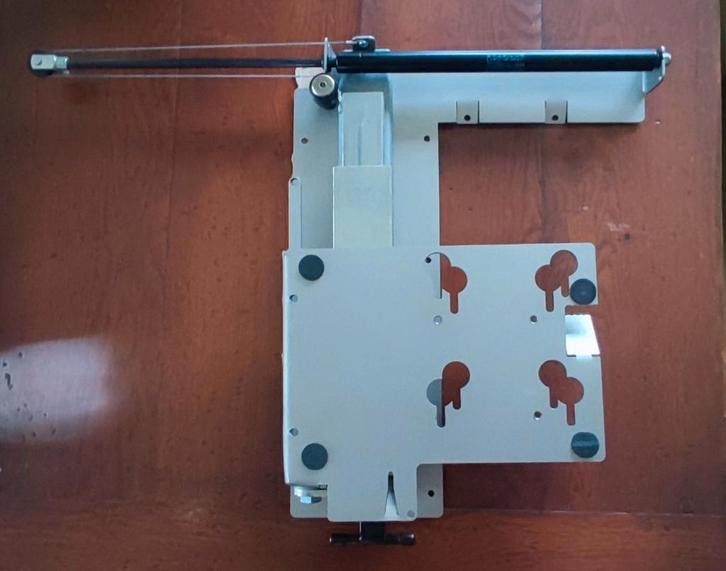 TV Beugel - Verstelbaar, Caravans en Kamperen, Camper-accessoires, Gebruikt, Ophalen of Verzenden