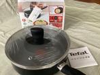 Tefal hapjespan nieuw met deksel, Huis en Inrichting, Keuken | Potten en Pannen, Info@tefal.com, Ophalen of Verzenden, Keramische plaat