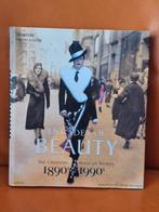 Fotoboek: Decades of Beauty, the changing image of women, Ophalen of Verzenden, Zo goed als nieuw, Mode algemeen